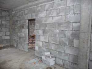 Внутренняя отделка стен из пеноблоков